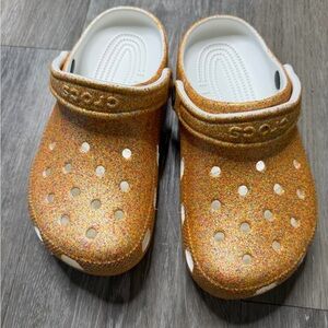 Women’s Glitter Clogs - Gold Crocs